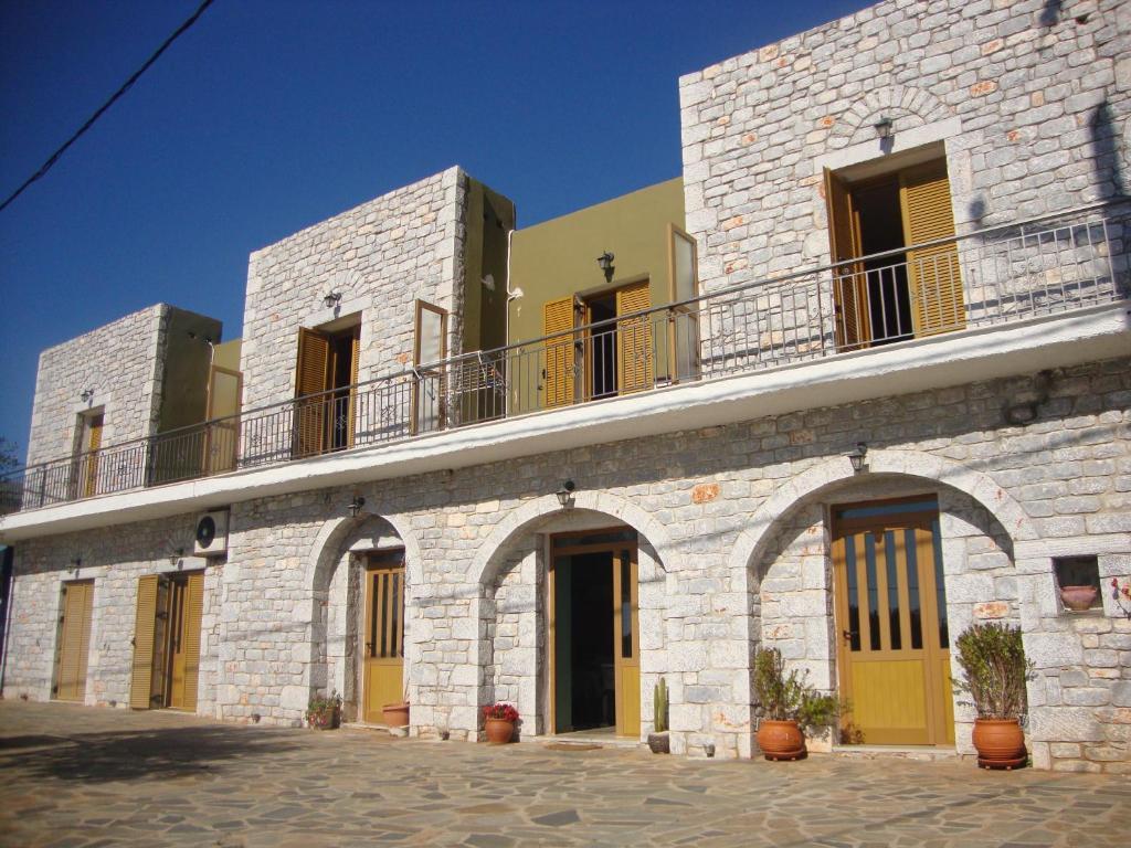 Kafiona Guesthouse Pírgos Dhiroú Exteriér fotografie